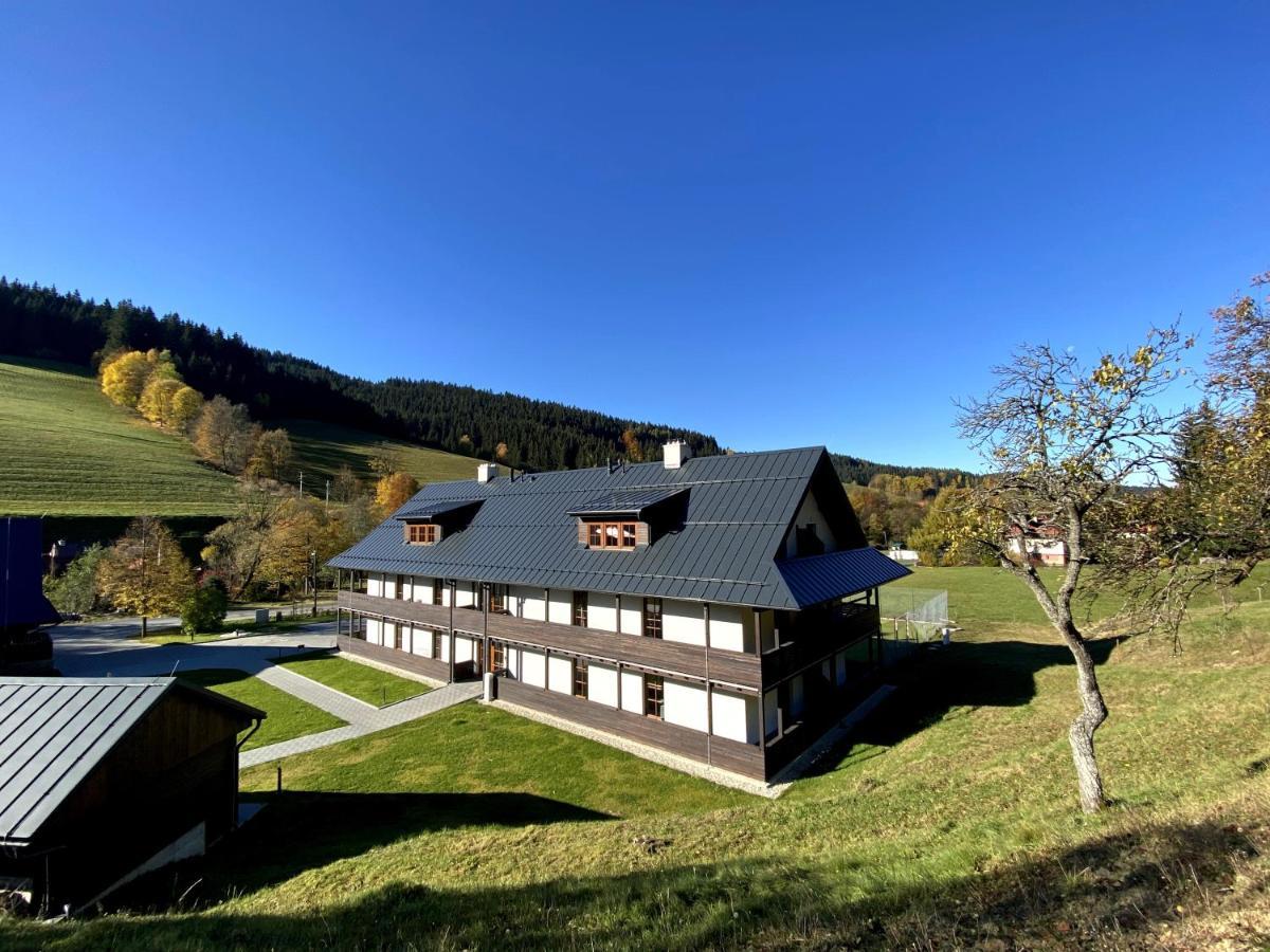 Polansky Dvur Velké Karlovice Exterior foto